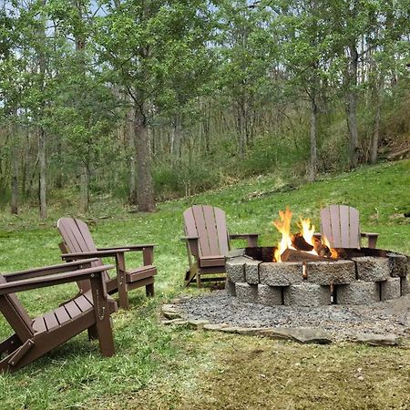 Creekside Cabin W Hot Tub, Fire Pit, Grill, Wifi! Basye Eksteriør billede