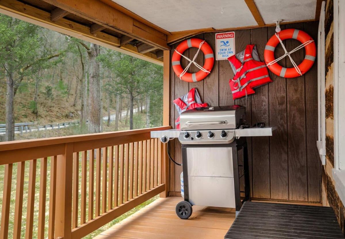 Creekside Cabin W Hot Tub, Fire Pit, Grill, Wifi! Basye Eksteriør billede